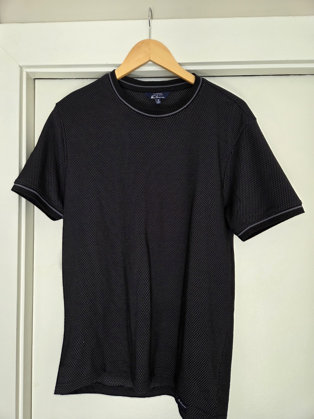 Ben Sherman Men's Black Textured Crewneck T-Shirt